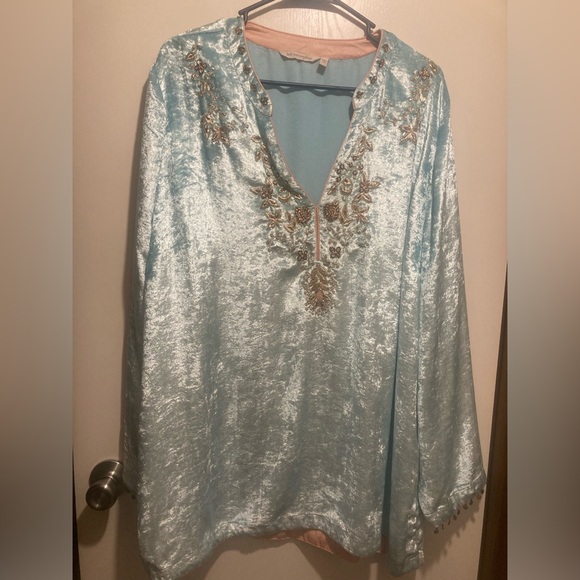 Soft Surroundings Tops - Soft Surroundings velvet like tunic
